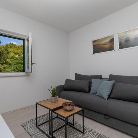 Apartments Empress Mimice Kültér fotó